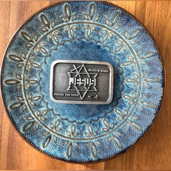 Vintage Jesus Metal Belt Buckle - Picture 3 of 6
